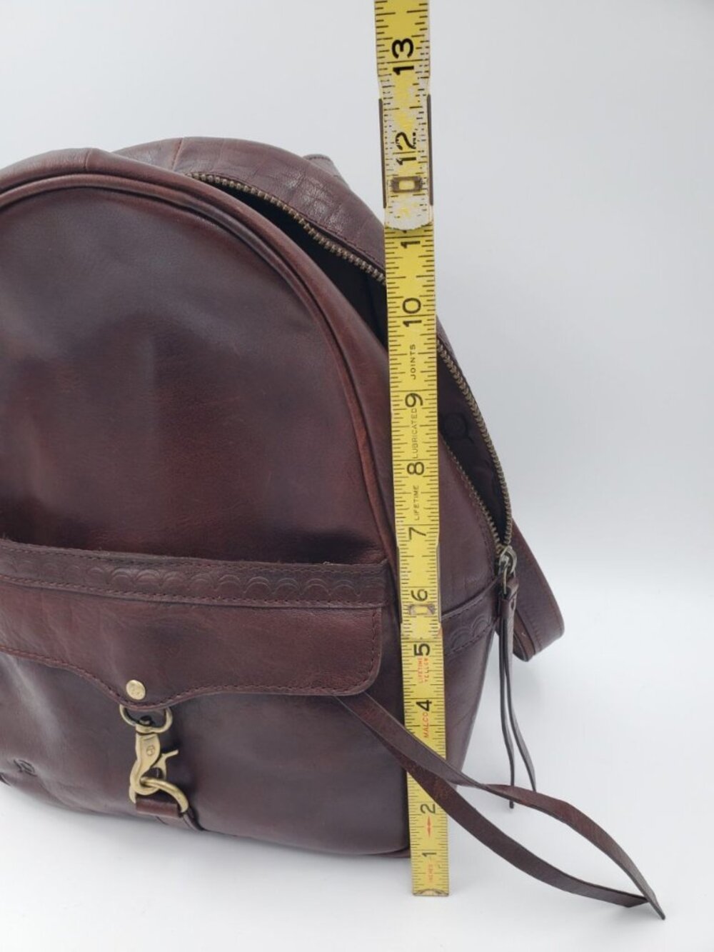 BORN Genuine Leather Backpack Bag Purse Dark Brown - Picture 8 of 8